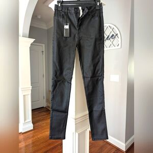 Women's faux leather skinny pants